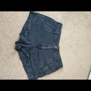 American Eagle black jean shorts